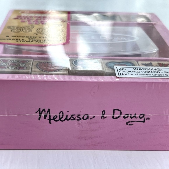 NEW Melissa & Doug Butterfly & Heart Wooden Rubber Stamp Set Valentines Crafts - Picture 6 of 8